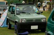 1998年式ヴィンテージグリーンの4×4、同色で再塗装されたそうです。（No.292）